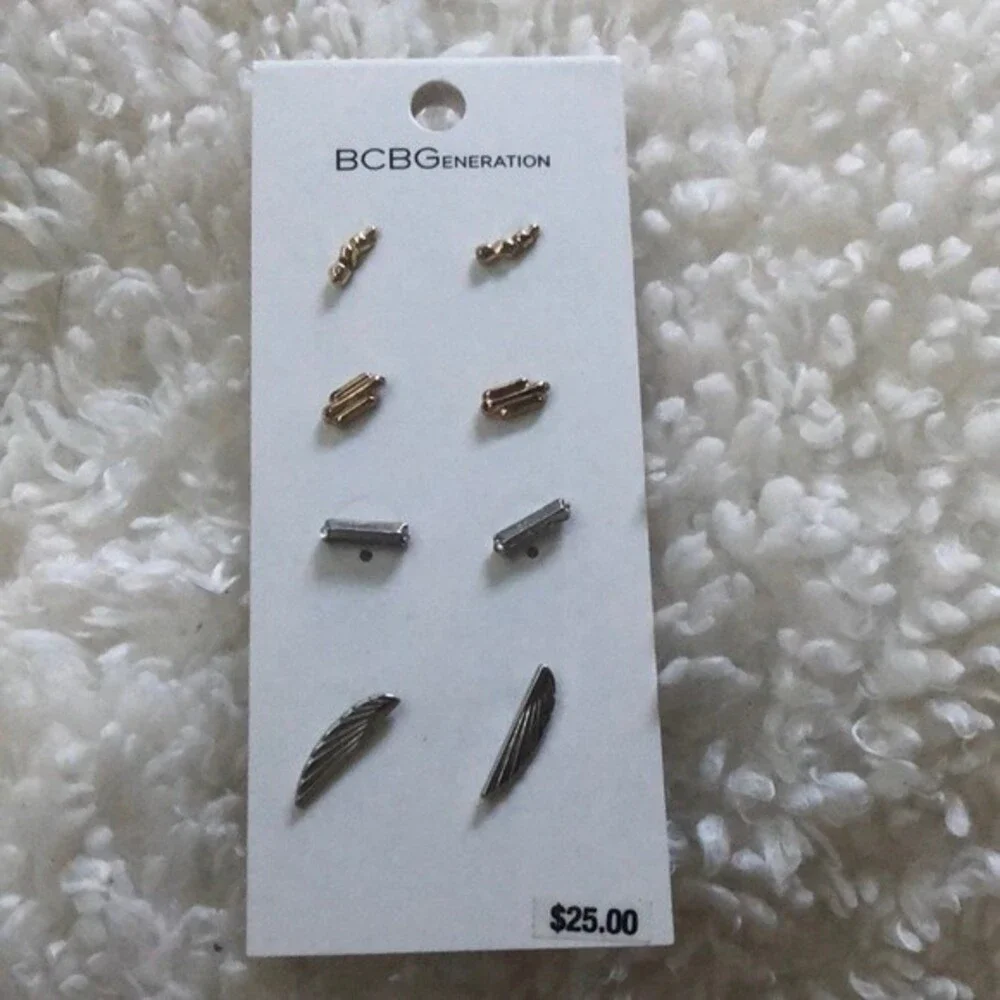 BCBGeneration NWT Gold Sliver Tone Set of 4 Pierced Fashion Earrings